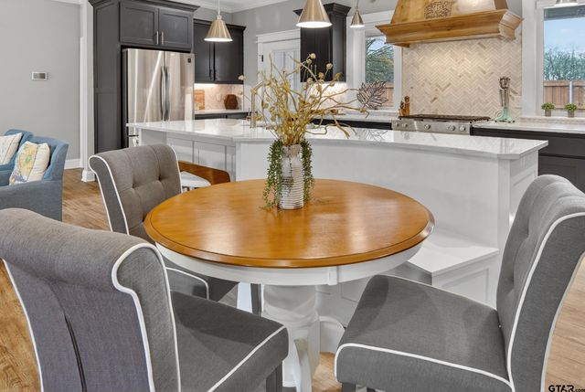 239 County Road 1516, Alba, TX 75410