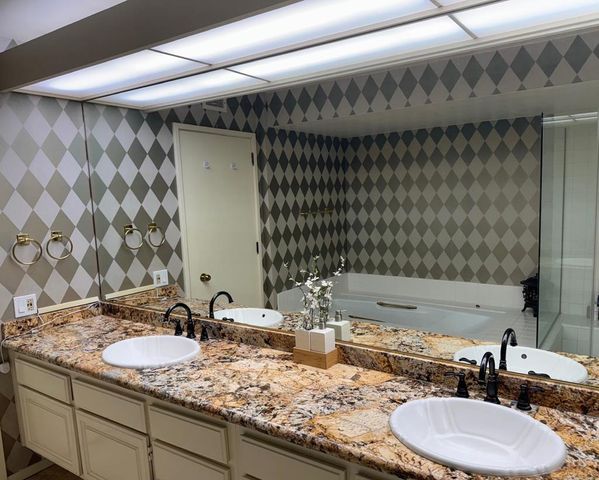 222 Monterey Road 306, Glendale, CA 91206