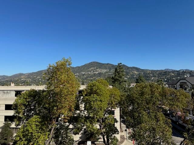 222 Monterey Road 306, Glendale, CA 91206