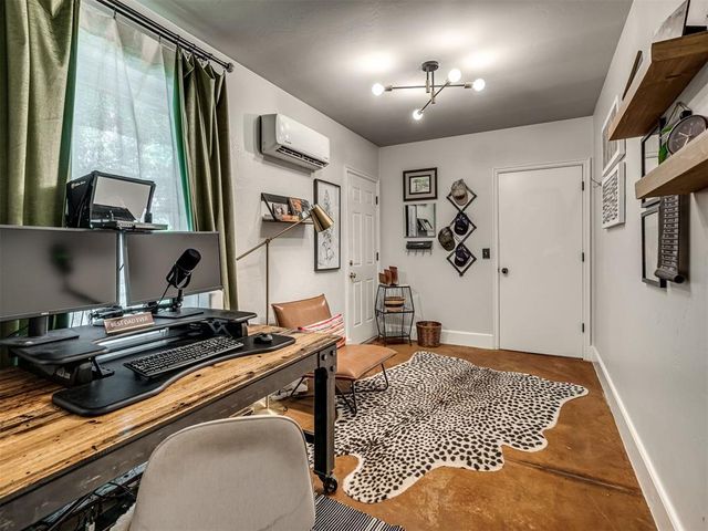 2010 Silver Crest Drive, Edmond, OK 73025