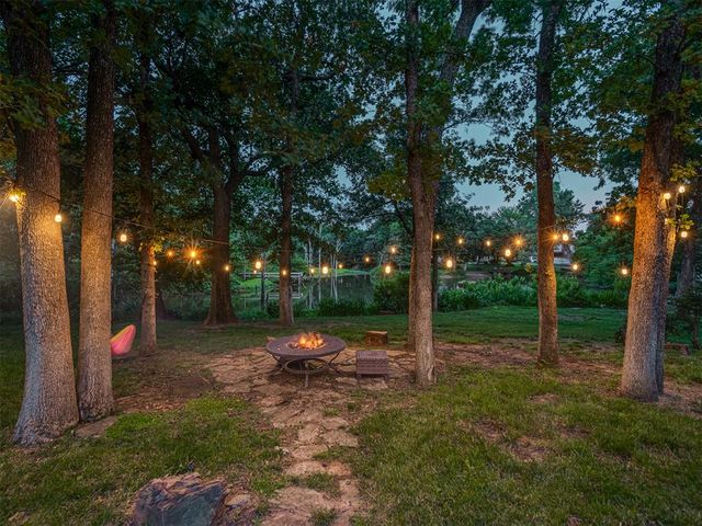 2010 Silver Crest Drive, Edmond, OK 73025