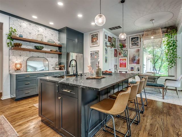 2010 Silver Crest Drive, Edmond, OK 73025