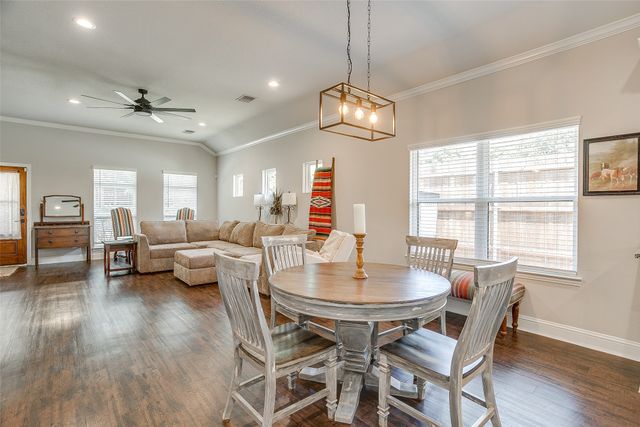 114 Tuggle Street, Waxahachie, TX 75165
