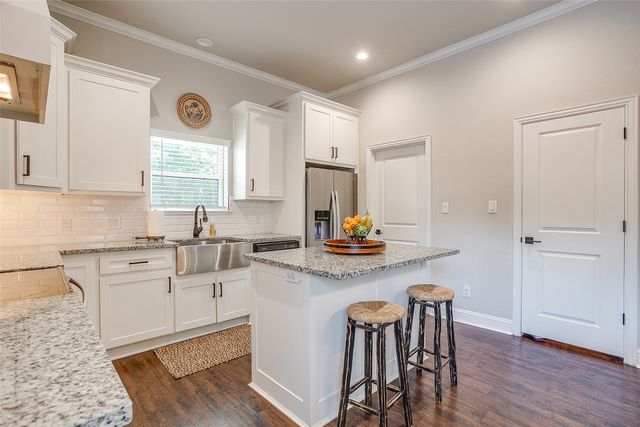 114 Tuggle Street, Waxahachie, TX 75165