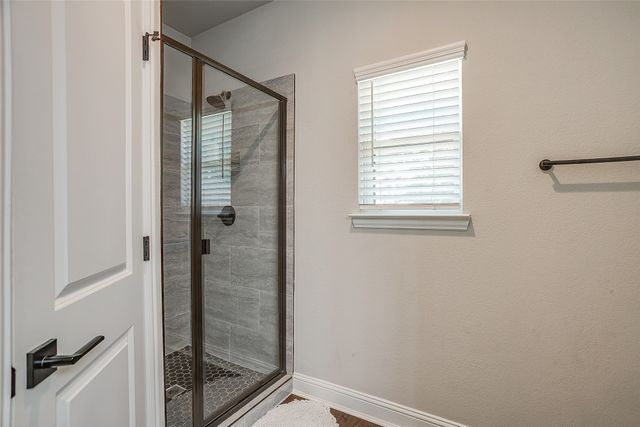 114 Tuggle Street, Waxahachie, TX 75165