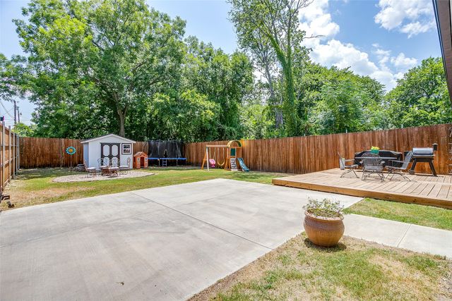 114 Tuggle Street, Waxahachie, TX 75165