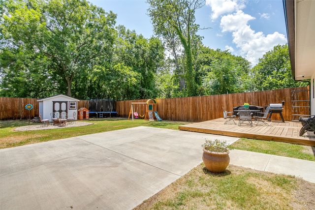 114 Tuggle Street, Waxahachie, TX 75165