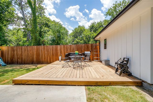 114 Tuggle Street, Waxahachie, TX 75165