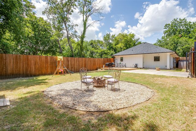 114 Tuggle Street, Waxahachie, TX 75165