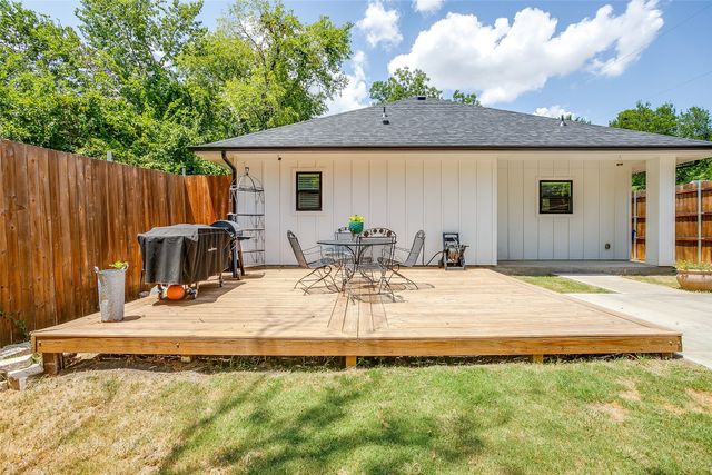 114 Tuggle Street, Waxahachie, TX 75165