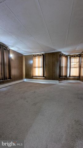 423 E DEWART ST, Shamokin, PA 17872