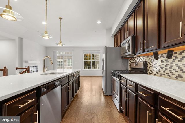9811 WOOD GLEN TER, Lanham, MD 20706