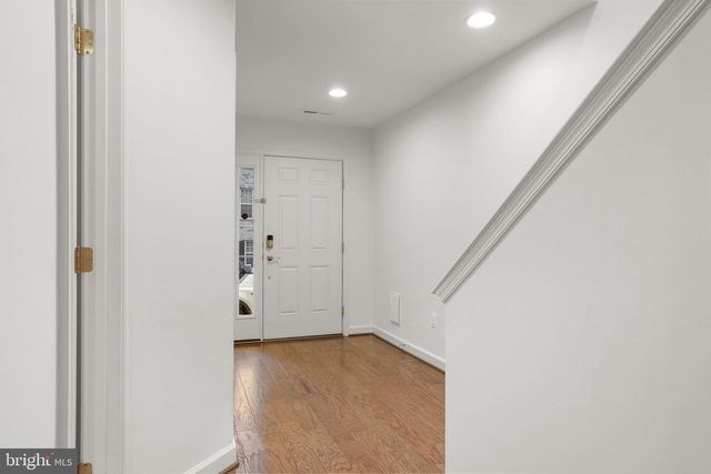 9811 WOOD GLEN TER, Lanham, MD 20706