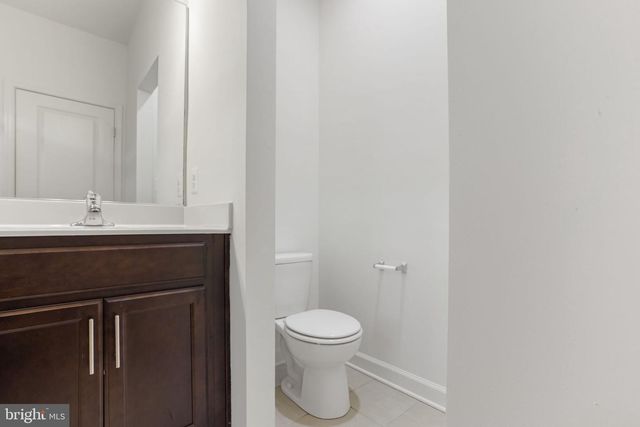 9811 WOOD GLEN TER, Lanham, MD 20706