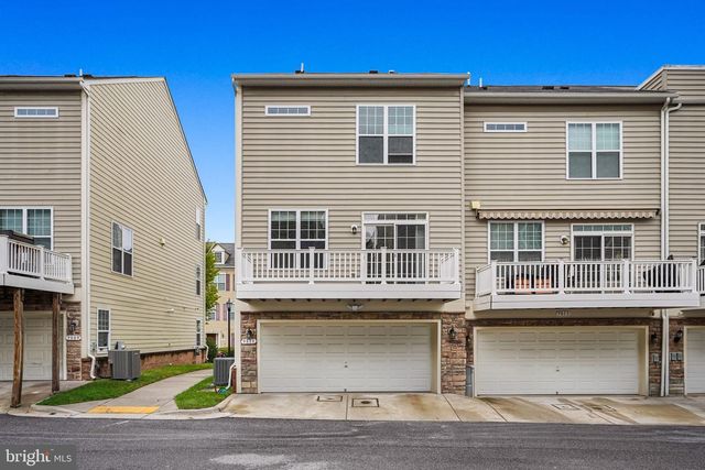 9811 WOOD GLEN TER, Lanham, MD 20706