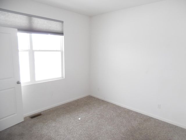 7768 W 105th Place, St. John, IN 46373