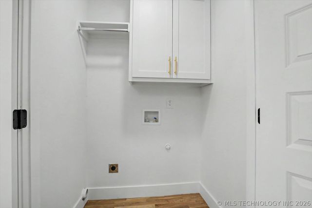 1400 N Winston Avenue, Tulsa, OK 74115