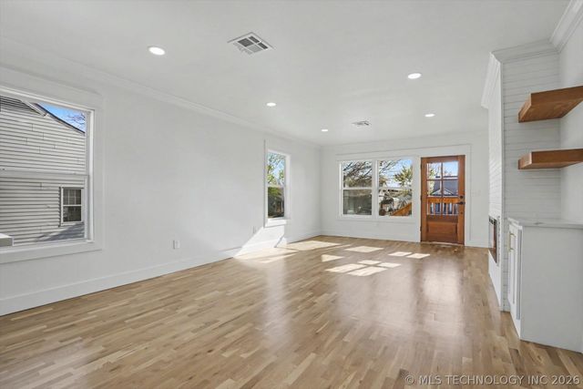 1400 N Winston Avenue, Tulsa, OK 74115