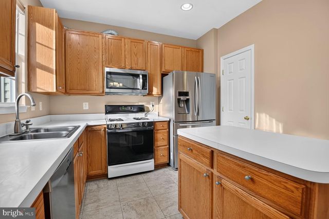 13225 ROLLING PLAINS CT, Herndon, VA 20171