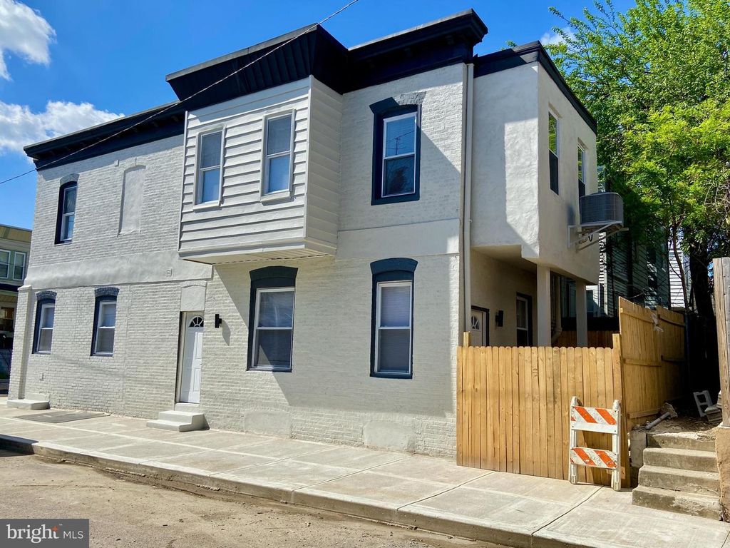 5635 MALCOLM ST, Philadelphia, PA 19143