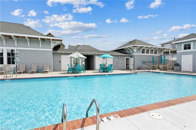4210A E Beach DR, Norfolk, VA 23518
