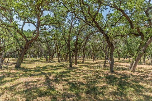 122 Winding Creek RD, Spicewood, TX 78669