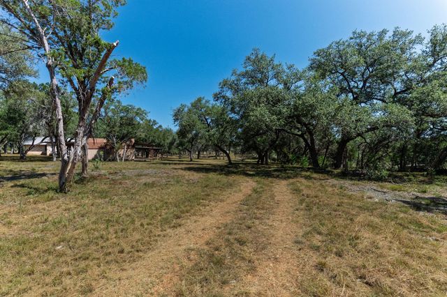 122 Winding Creek RD, Spicewood, TX 78669