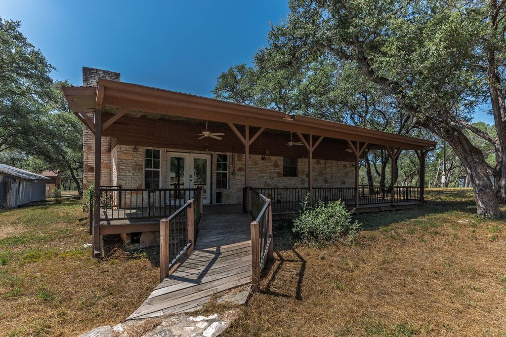 122 Winding Creek RD, Spicewood, TX 78669