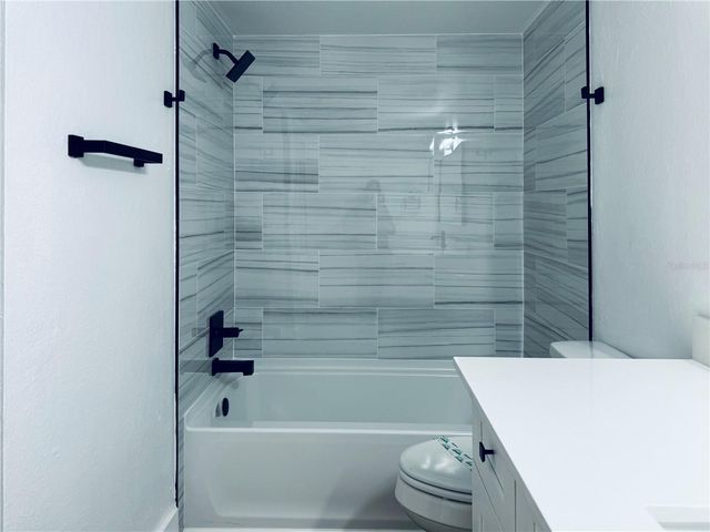 4630 COMMANDER DRIVE 1023, Orlando, FL 32822
