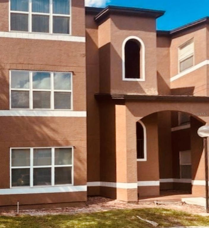 4630 COMMANDER DRIVE 1023, Orlando, FL 32822