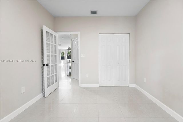 7257 NW 113th Pl, Doral, FL 33178