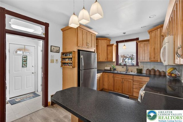 420 7th Street, Slatington Boro, PA 18080