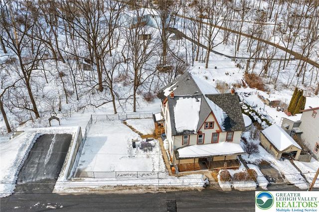 420 7th Street, Slatington Boro, PA 18080