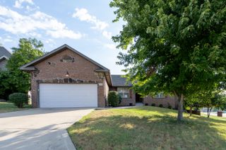 2021 W Melbourne Court, Springfield, MO 65810