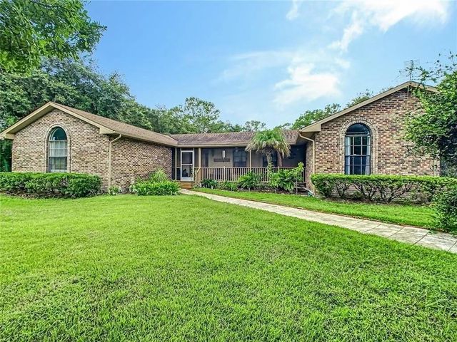 17444 EAST ROAD, Umatilla, FL 32784