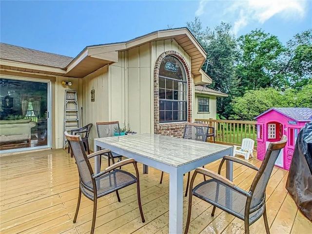 17444 EAST ROAD, Umatilla, FL 32784
