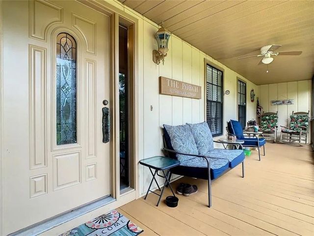 17444 EAST ROAD, Umatilla, FL 32784