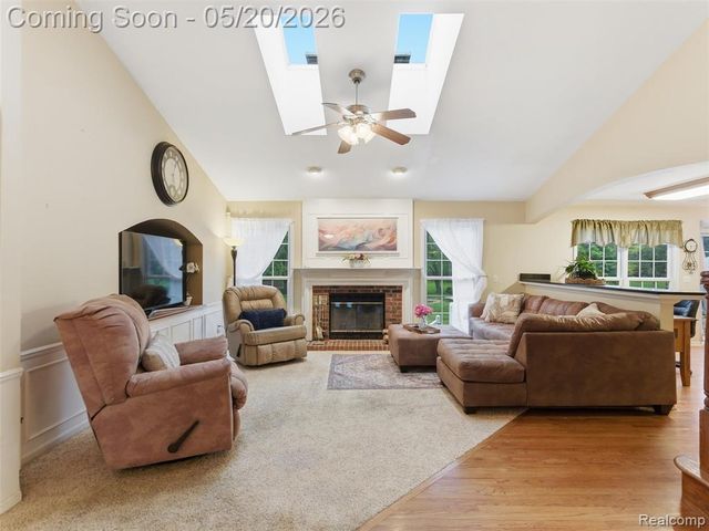 3368 Mill Lake Road, Lake Orion, MI 48360