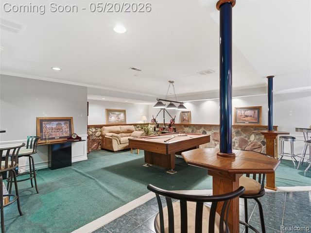 3368 Mill Lake Road, Lake Orion, MI 48360