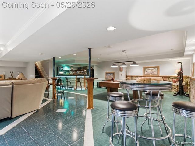 3368 Mill Lake Road, Lake Orion, MI 48360