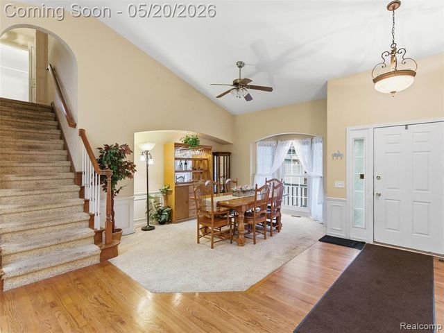 3368 Mill Lake Road, Lake Orion, MI 48360