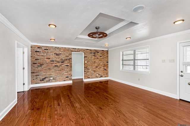 3972 Edgemont Dr, Baton Rouge, LA 70814