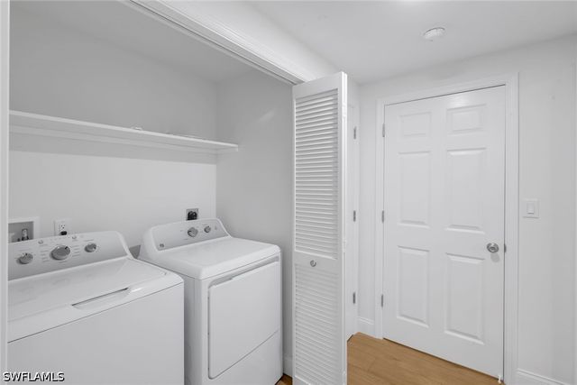 6030 Chardonnay LN 204, Naples, FL 34119