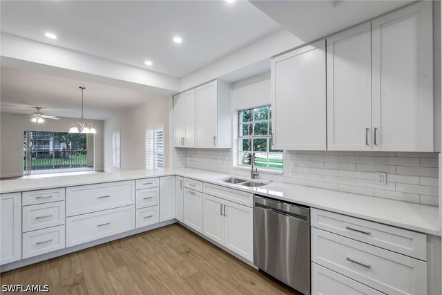 6030 Chardonnay LN 204, Naples, FL 34119