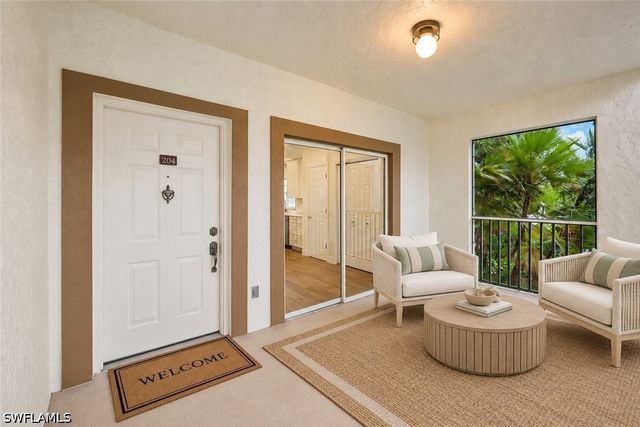 6030 Chardonnay LN 204, Naples, FL 34119