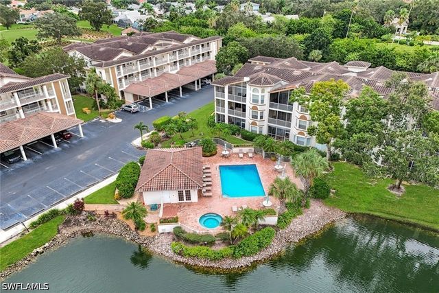 6030 Chardonnay LN 204, Naples, FL 34119