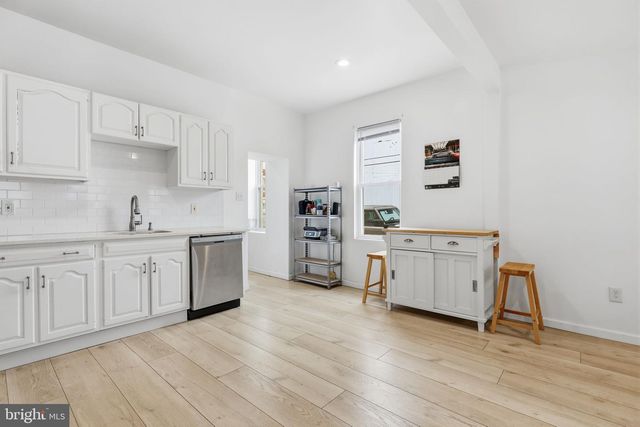 2638 NE PRATT ST, Philadelphia, PA 19137