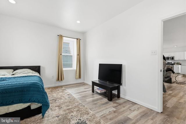 2638 NE PRATT ST, Philadelphia, PA 19137