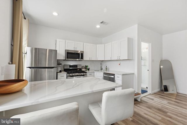 2638 NE PRATT ST, Philadelphia, PA 19137