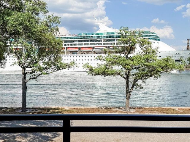 510 CHANNEL DRIVE, Tampa, FL 33606